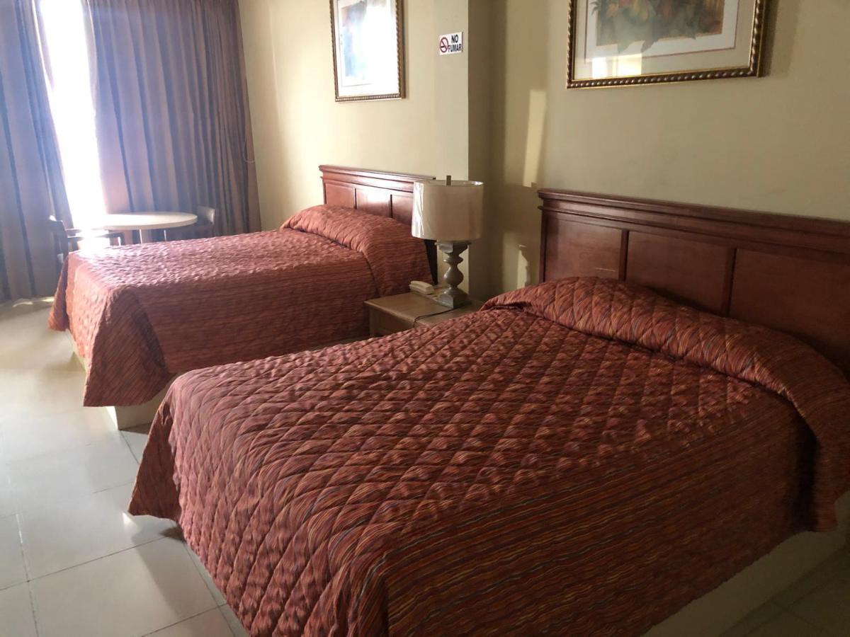 Hotel Plaza Riviera Matamoros  Extérieur photo